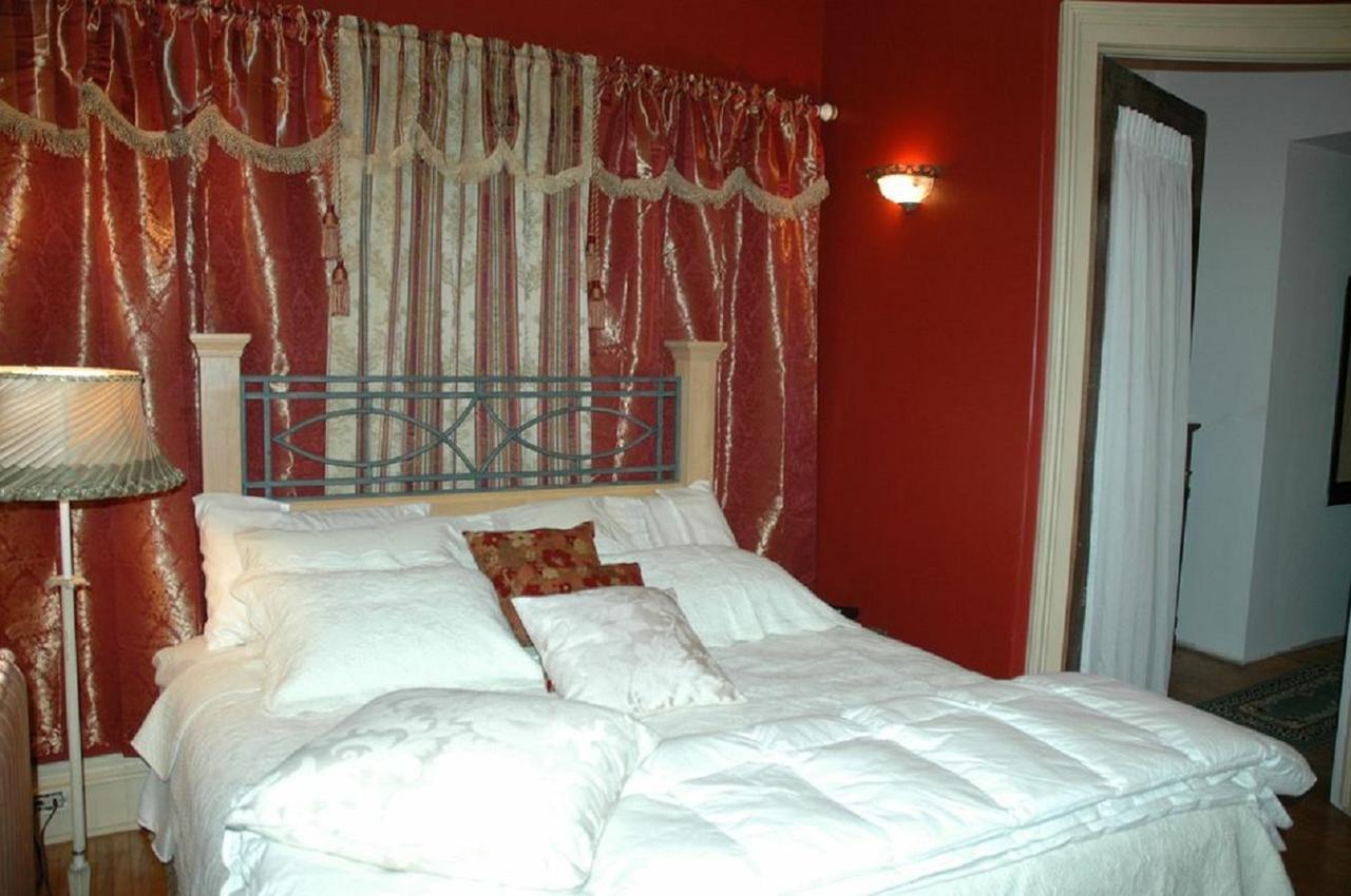 Sommerville Court Motel Bed&Breakfast Lucknow Eksteriør bilde